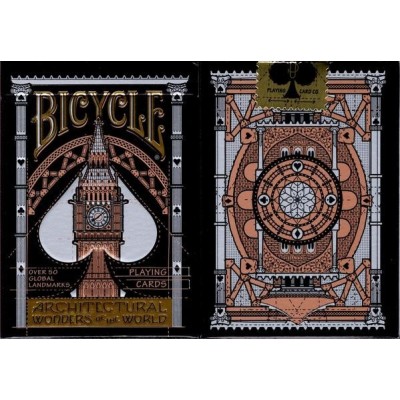 Bicycle Architectural Wonders jugando a las cartas